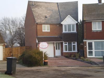 Front view of a 4 bedroom detached house built by Birkby Contruction