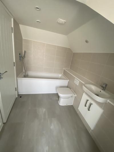 Construction Now completed of New Detached House at Etchingham Bathroom