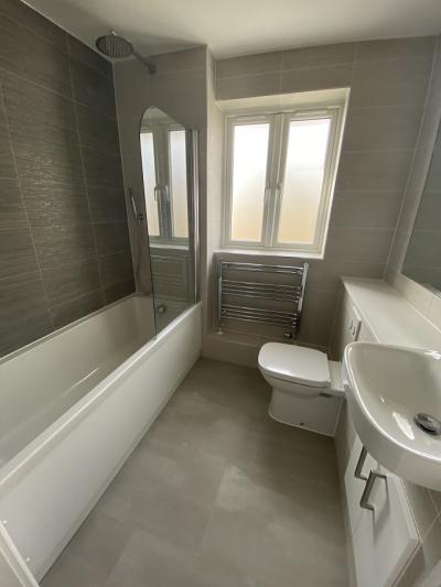 Construction Now completed of New Detached House at Etchingham Bathroom